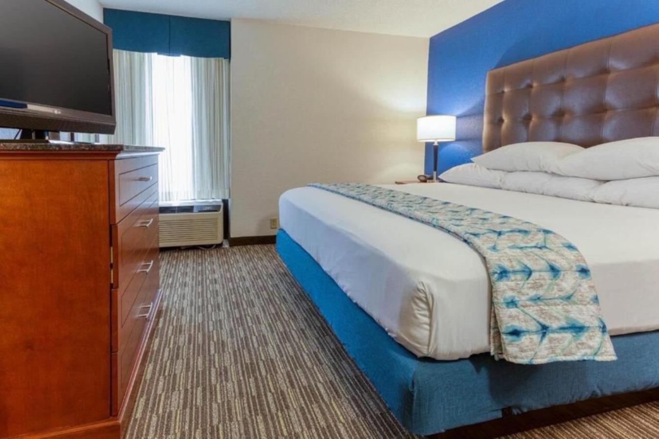 Heritage Inn & Suites St Louis Fenton, Trademark By Wyndham المظهر الخارجي الصورة