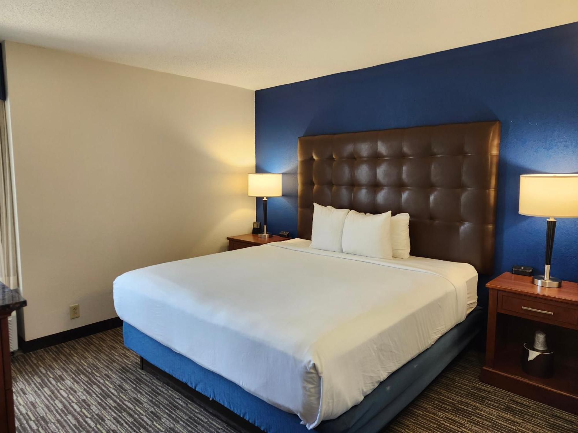 Heritage Inn & Suites St Louis Fenton, Trademark By Wyndham المظهر الخارجي الصورة