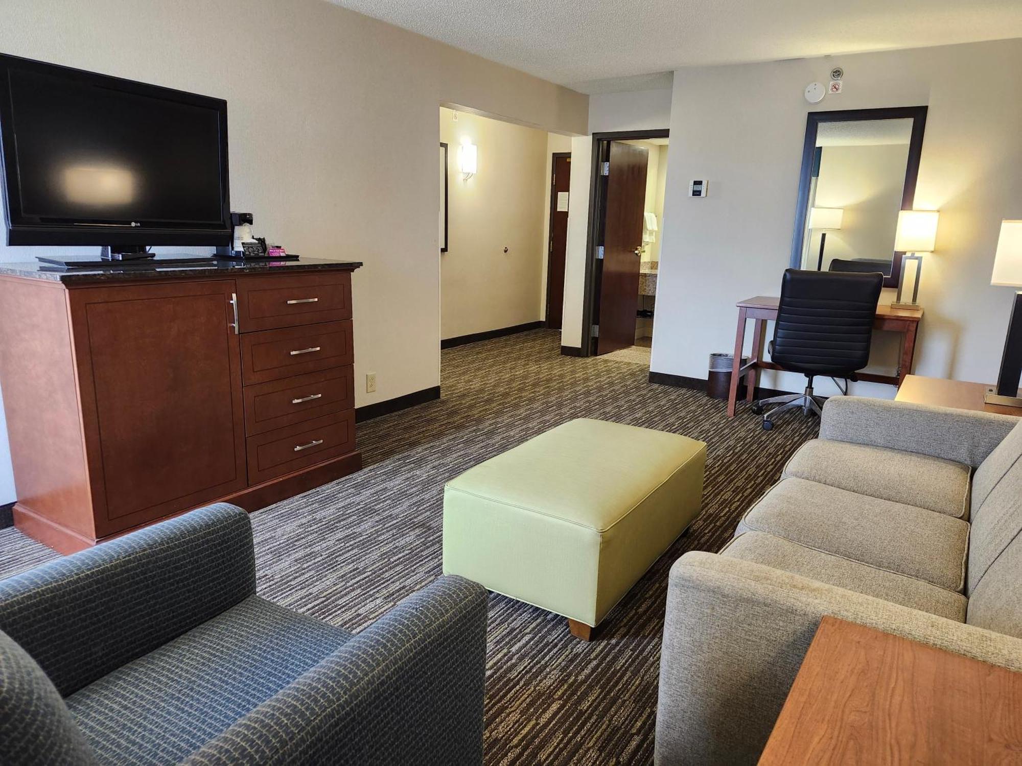 Heritage Inn & Suites St Louis Fenton, Trademark By Wyndham المظهر الخارجي الصورة