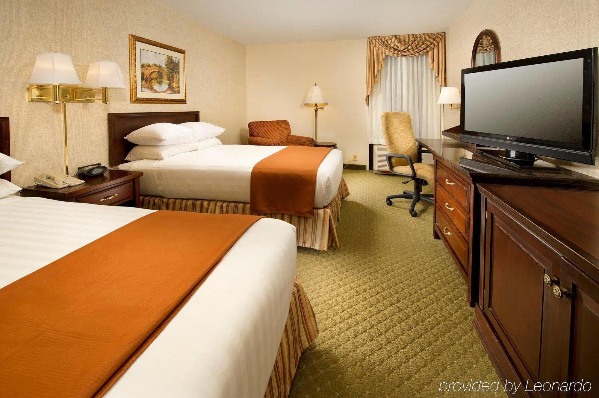 Heritage Inn & Suites St Louis Fenton, Trademark By Wyndham المظهر الخارجي الصورة